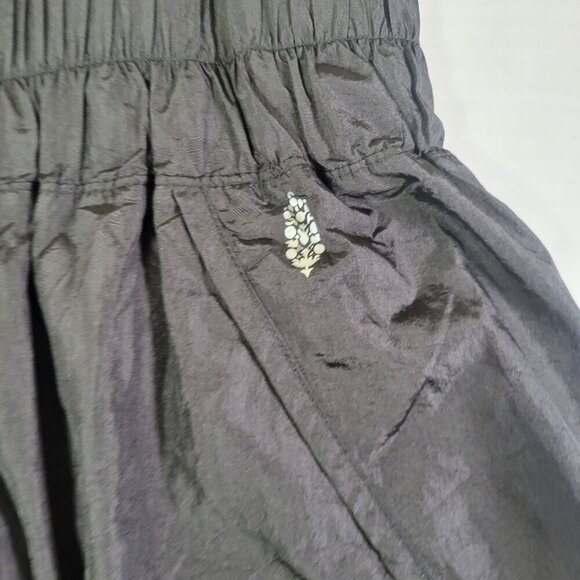 Free People Movement Women High-Waisted Black Nylon Blend Athletic Shorts Size M - Picture 8 of 9